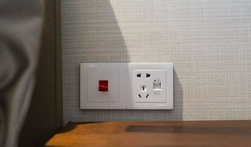 卧室的开关插座还能这样设计？新颖又实用的接近传感器方案